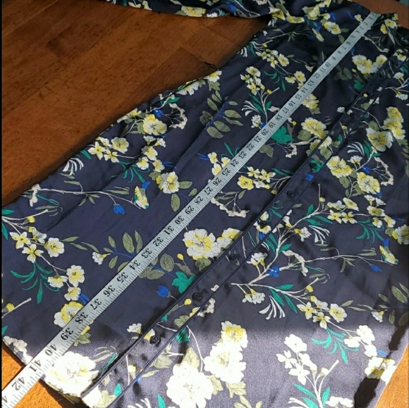 Lauren Ralph Lauren Floral Silky Button Down Dress - Picture 11 of 16